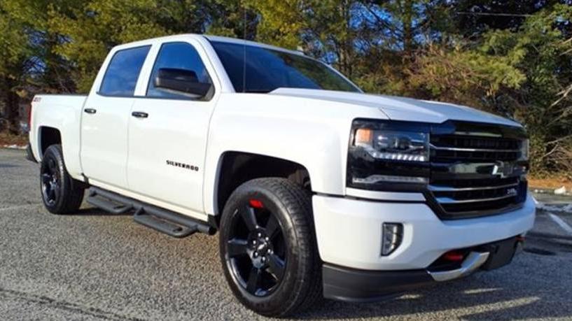 CHEVROLET SILVERADO 2018 3GCUKSEC5JG205417 image