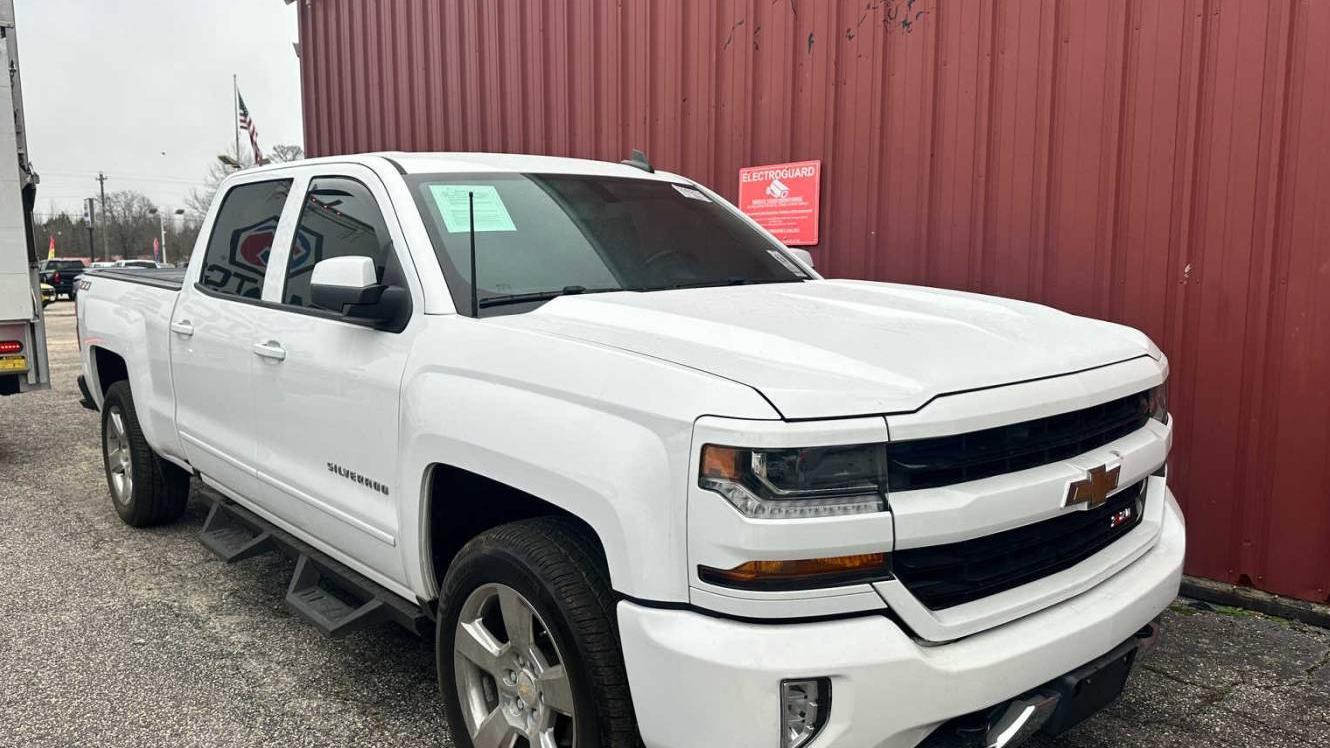 CHEVROLET SILVERADO 2018 1GCUKREC8JF188834 image