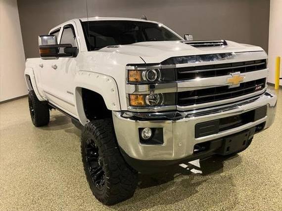 CHEVROLET SILVERADO 2018 1GC1KWEY4JF136520 image