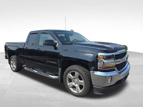CHEVROLET SILVERADO 2018 1GCVKREC0JZ209775 image