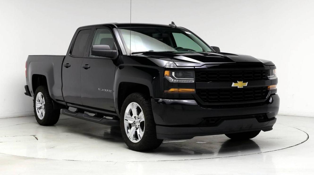 CHEVROLET SILVERADO 2018 1GCRCPECXJZ376115 image