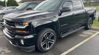 CHEVROLET SILVERADO 2018 3GCUKREC4JG167106 image