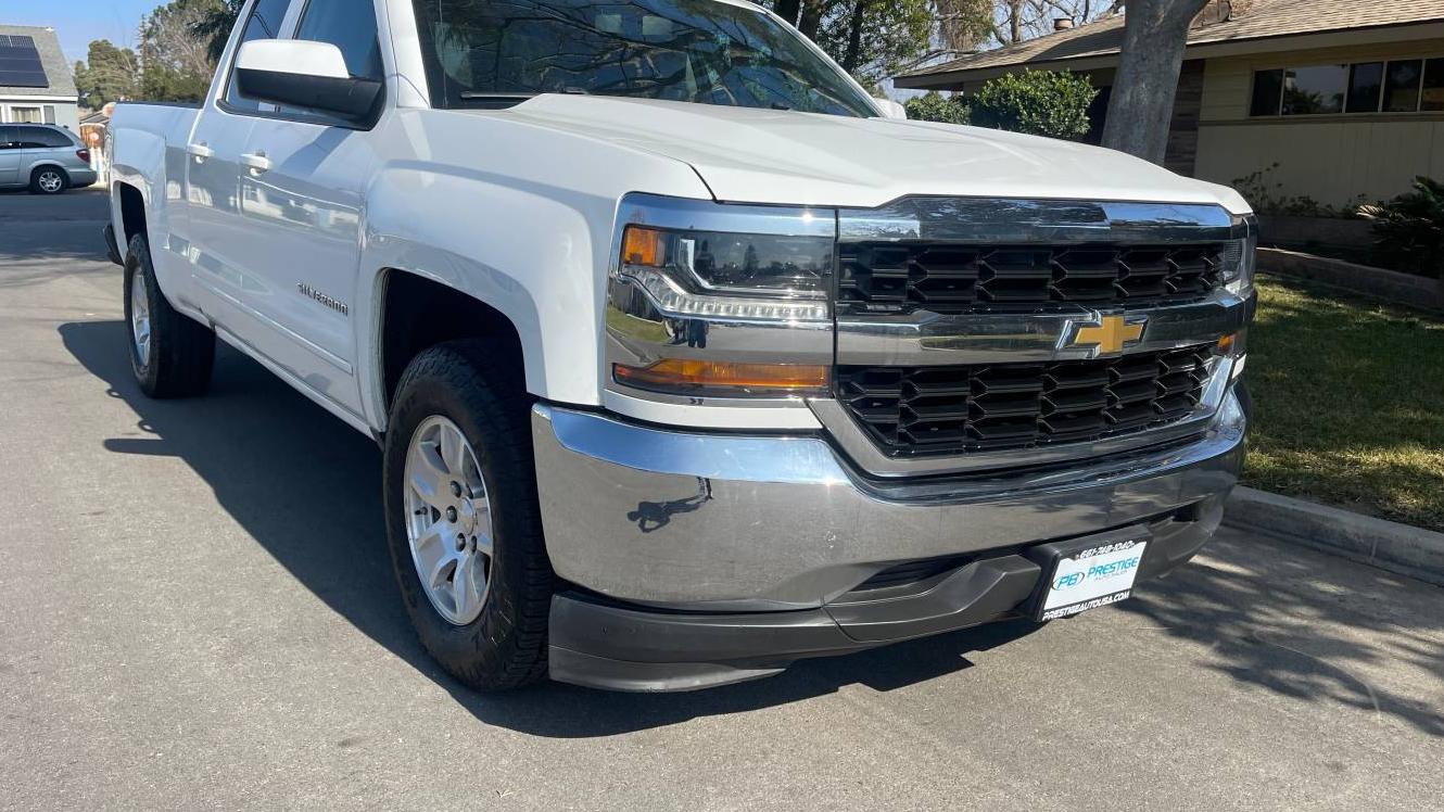 CHEVROLET SILVERADO 2018 1GCRCREH1JZ312861 image