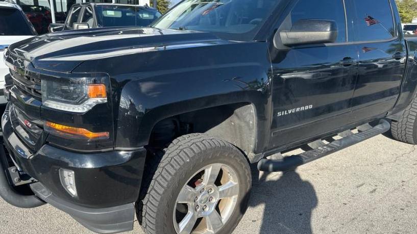 CHEVROLET SILVERADO 2018 3GCUKREC7JG491179 image