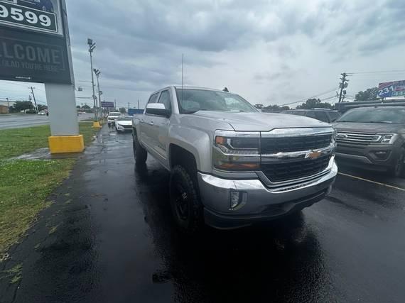 CHEVROLET SILVERADO 2018 3GCUKREC4JG539544 image