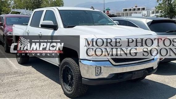 CHEVROLET SILVERADO 2018 3GCUKREH4JG409355 image