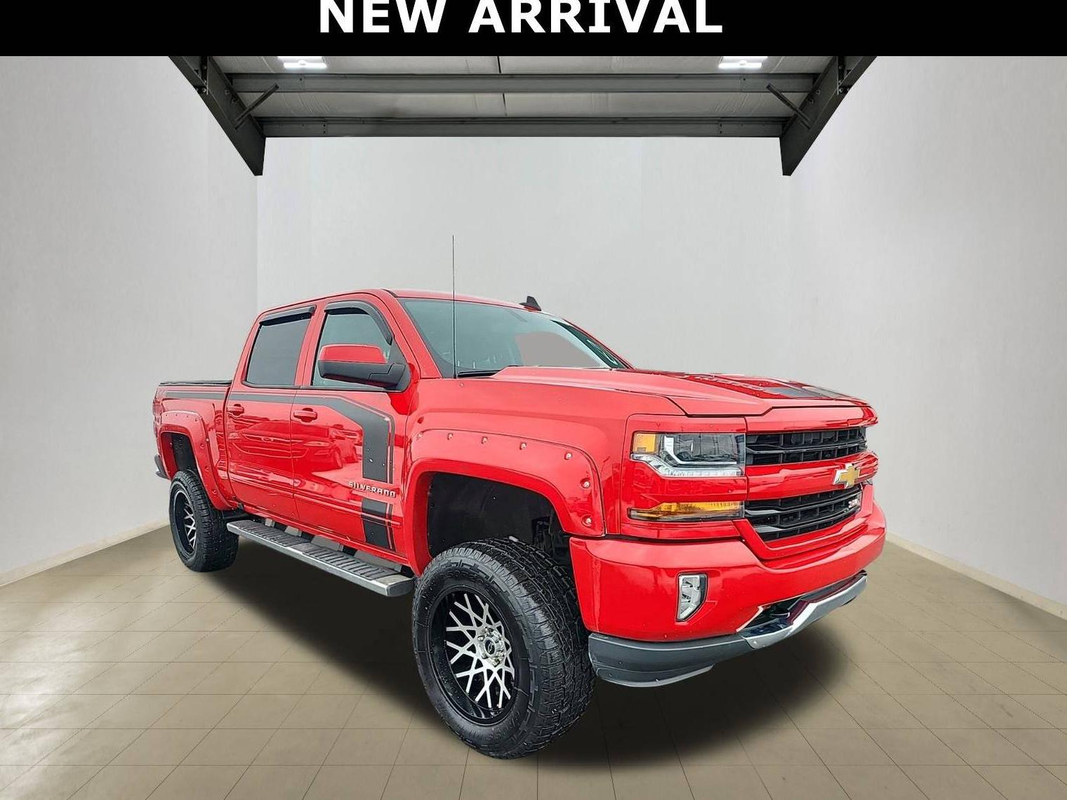 CHEVROLET SILVERADO 2018 3GCUKREC1JG606164 image