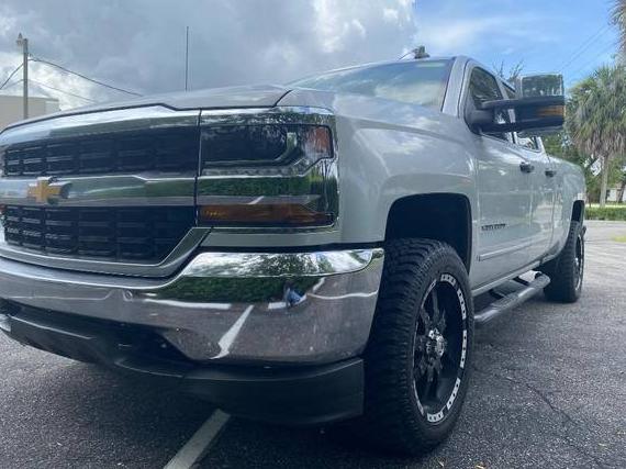 CHEVROLET SILVERADO 2018 1GCVKREC3JZ311149 image