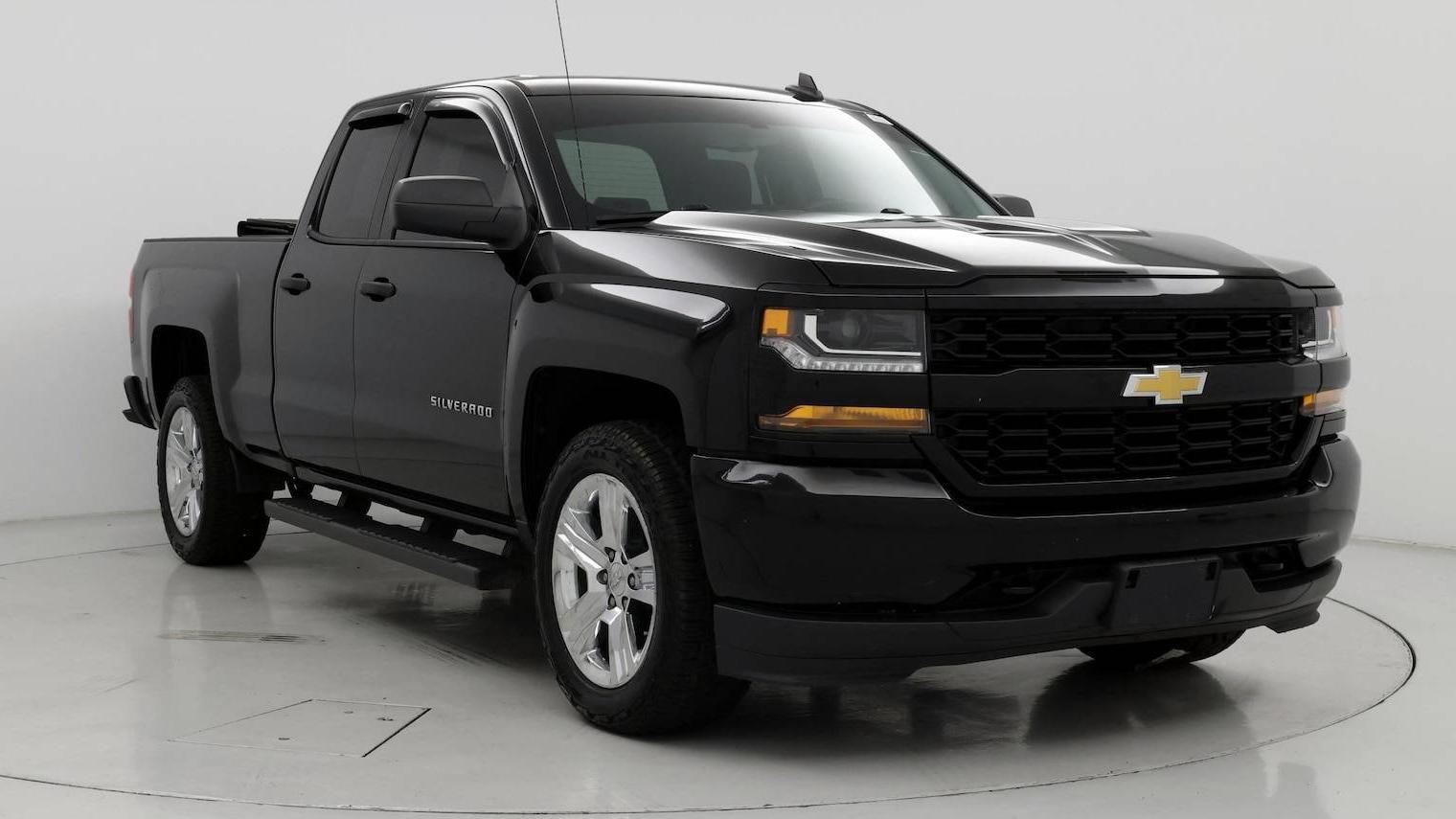 CHEVROLET SILVERADO 2018 1GCRCPEH3JZ219893 image