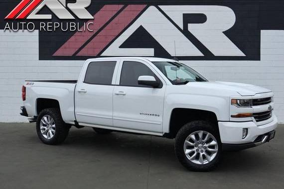 CHEVROLET SILVERADO 2018 3GCUKREC3JG538109 image