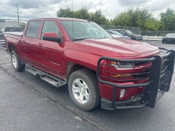 CHEVROLET SILVERADO 2018 3GCUKREC6JG563375 image