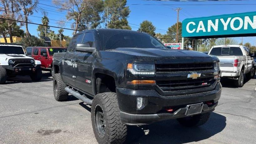 CHEVROLET SILVERADO 2018 3GCUKREC0JG559273 image