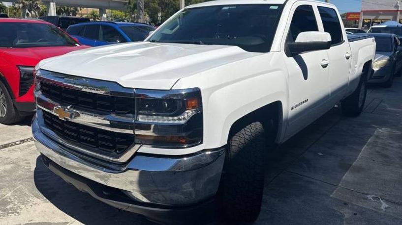 CHEVROLET SILVERADO 2018 3GCUKREC6JG357053 image