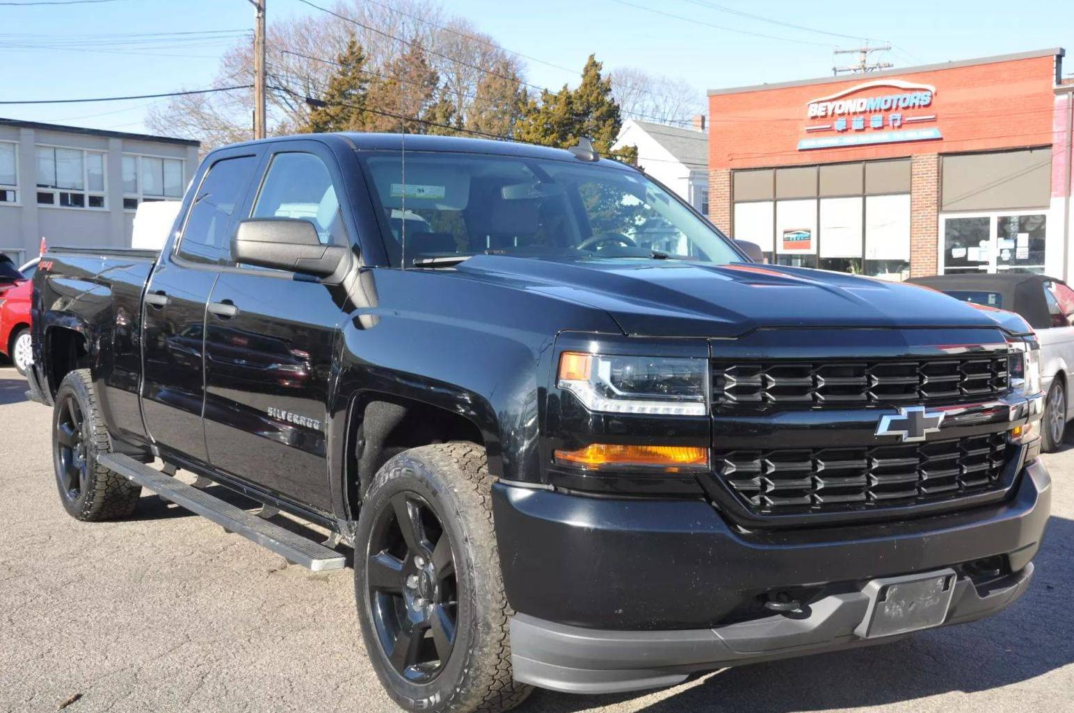 CHEVROLET SILVERADO 2018 1GCVKNEH3JZ121923 image