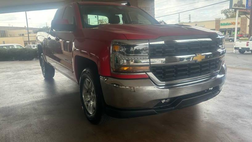 CHEVROLET SILVERADO 2018 1GCRCREH8JZ124838 image