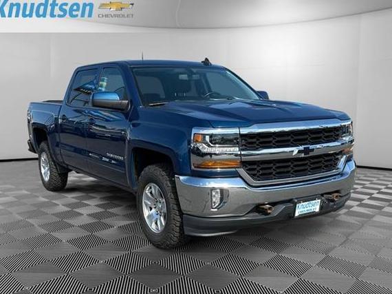 CHEVROLET SILVERADO 2018 3GCUKREC8JG493863 image