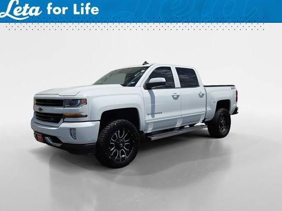 CHEVROLET SILVERADO 2018 3GCUKREC0JG396687 image