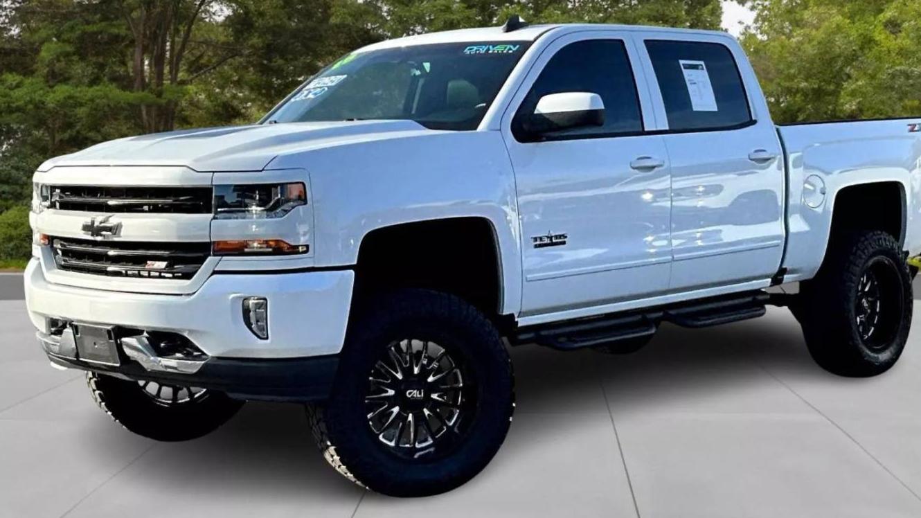 CHEVROLET SILVERADO 2018 3GCUKRECXJG267193 image