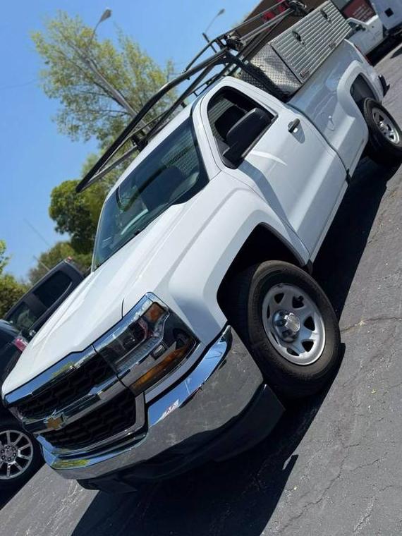 CHEVROLET SILVERADO 2018 1GCNCNEC4JZ201474 image