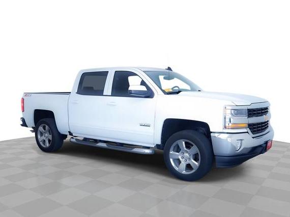 CHEVROLET SILVERADO 2018 3GCPCREC5JG627139 image