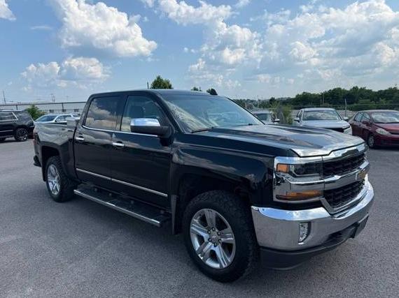 CHEVROLET SILVERADO 2018 3GCUKREC5JG104130 image