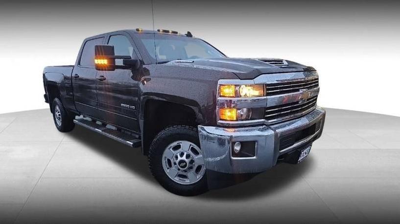 CHEVROLET SILVERADO 2018 1GC1KVEY1JF114940 image