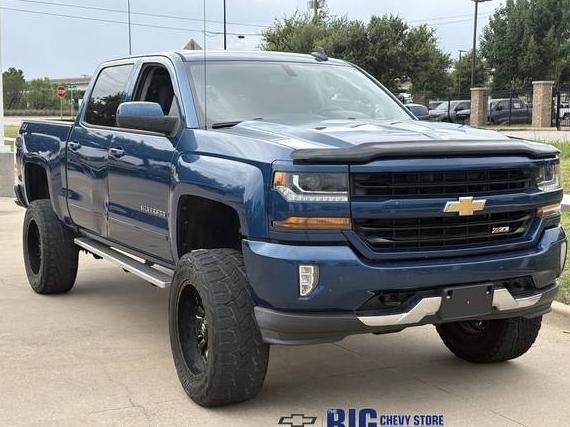 CHEVROLET SILVERADO 2018 3GCUKREC8JG219496 image