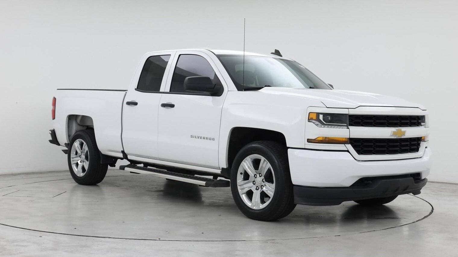 CHEVROLET SILVERADO 2018 1GCRCPEHXJZ281596 image