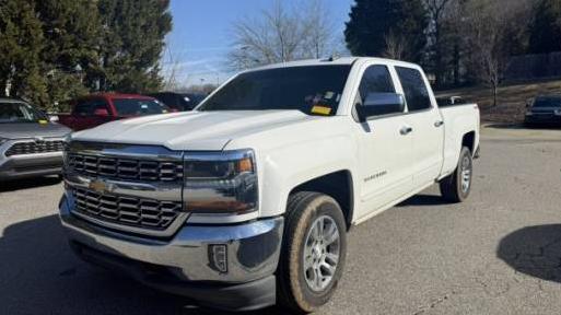 CHEVROLET SILVERADO 2018 1GCUKREC7JF157221 image