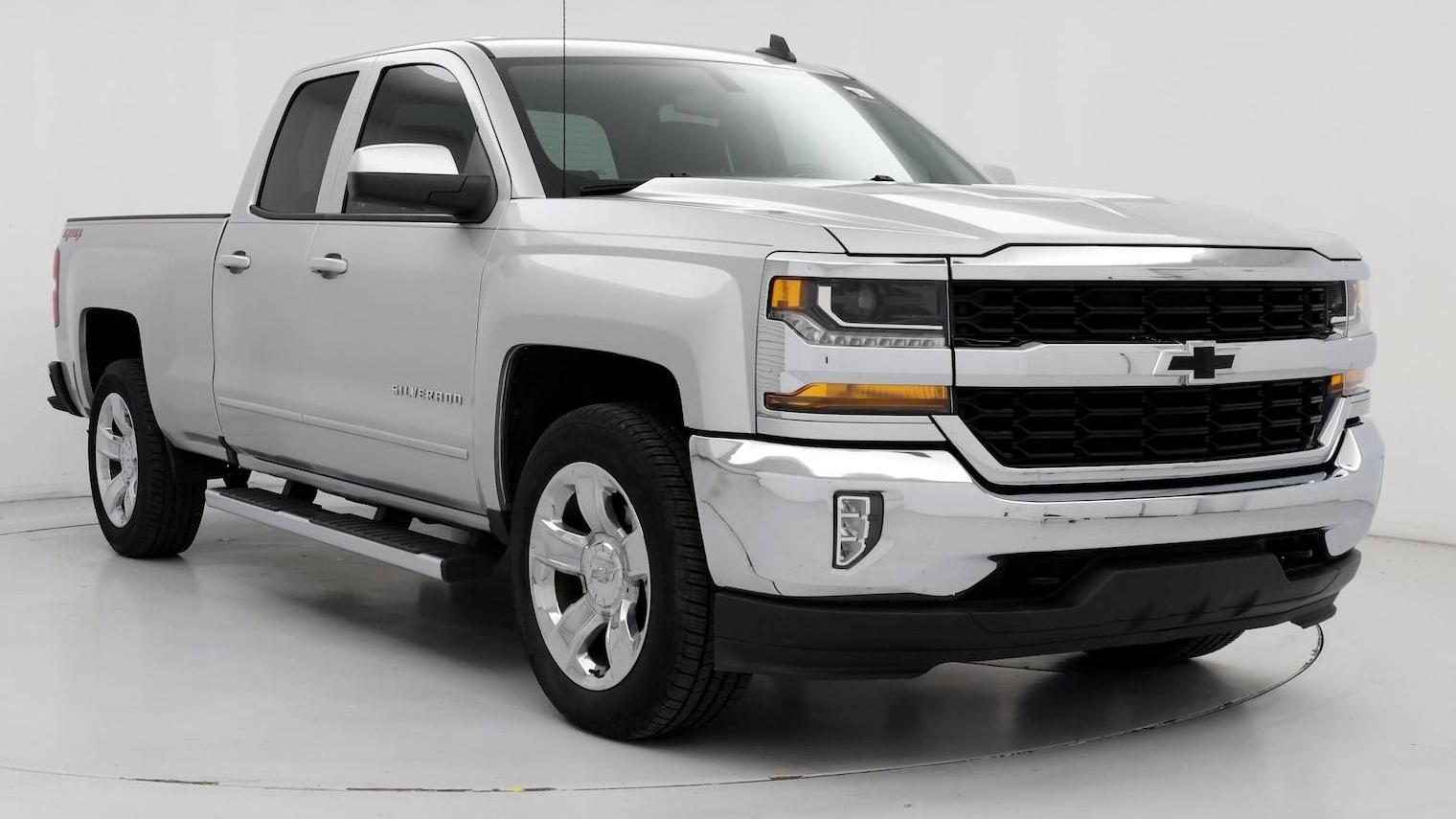 CHEVROLET SILVERADO 2018 1GCVKREC3JZ356883 image