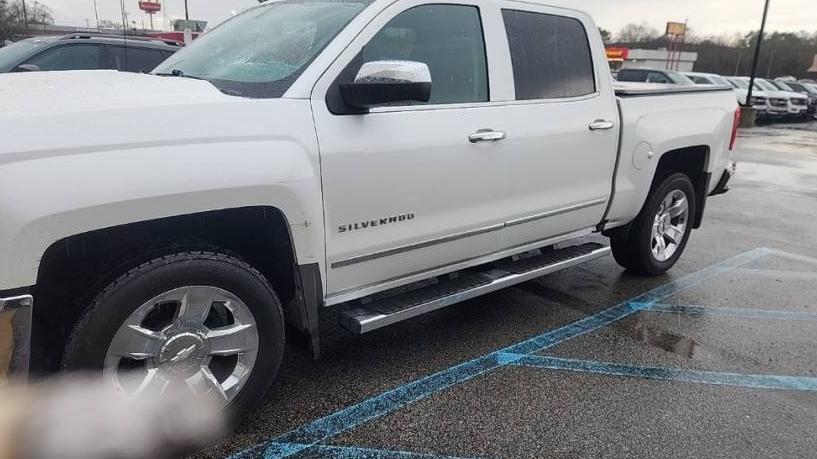 CHEVROLET SILVERADO 2018 3GCPCSEC2JG559325 image