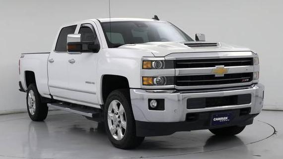 CHEVROLET SILVERADO 2018 1GC1KWEY0JF246156 image