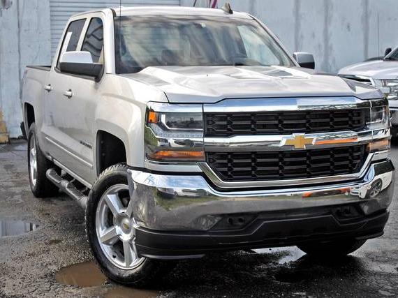 CHEVROLET SILVERADO 2018 3GCUKREH6JG228080 image
