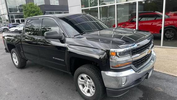 CHEVROLET SILVERADO 2018 3GCUKREC0JG272970 image