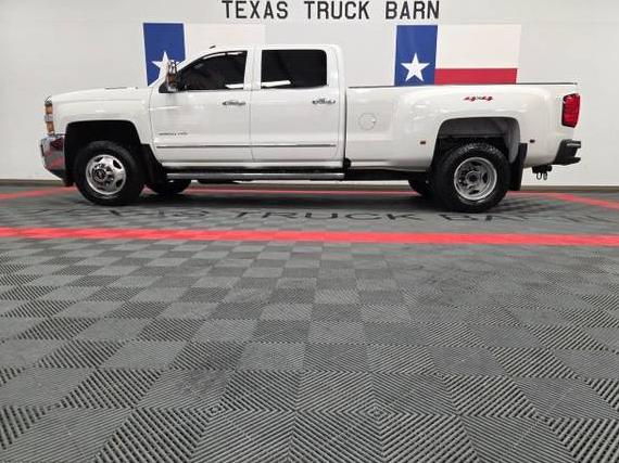 CHEVROLET SILVERADO 2018 1GC4K0EY9JF184122 image
