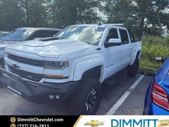 CHEVROLET SILVERADO 2018 3GCUKREC8JG324863 image