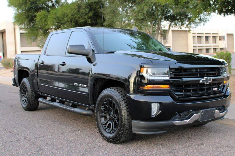 CHEVROLET SILVERADO 2018 3GCUKREC6JG267045 image