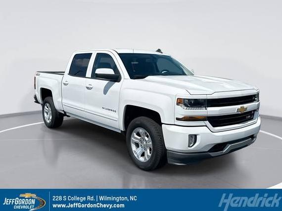 CHEVROLET SILVERADO 2018 3GCUKREH4JG183642 image