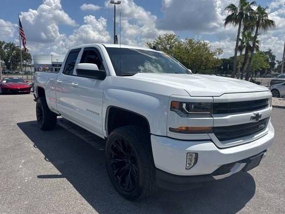 CHEVROLET SILVERADO 2018 1GCVKREC2JZ372511 image