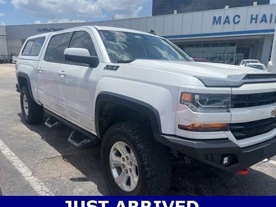 CHEVROLET SILVERADO 2018 3GCUKREC0JG502779 image
