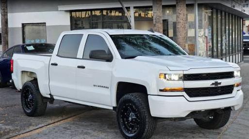 CHEVROLET SILVERADO 2018 3GCUKPEC8JG144237 image