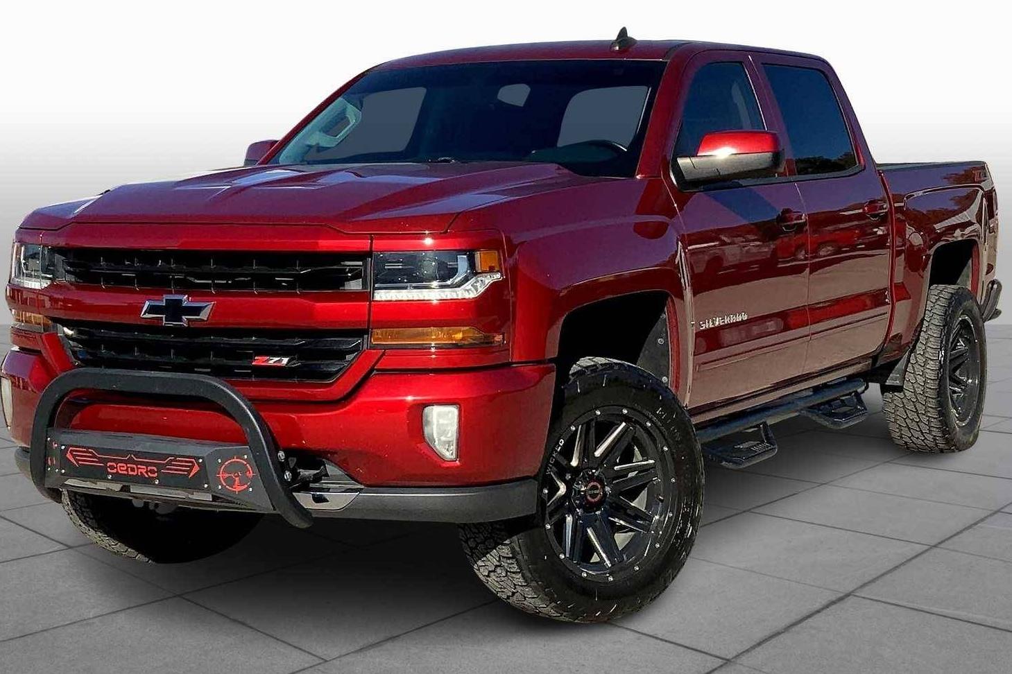 CHEVROLET SILVERADO 2018 3GCUKREC7JG238329 image