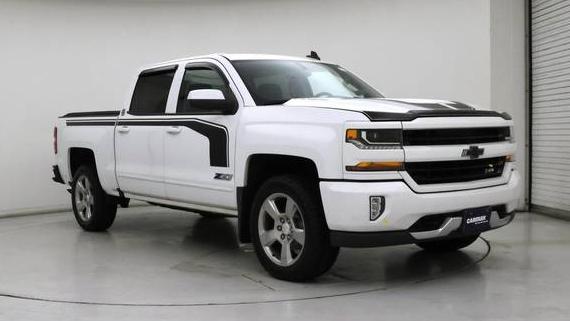 CHEVROLET SILVERADO 2018 3GCUKREC0JG520263 image