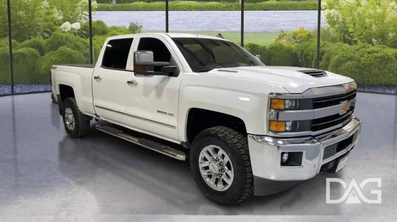 CHEVROLET SILVERADO 2018 1GC1KWEY3JF261699 image