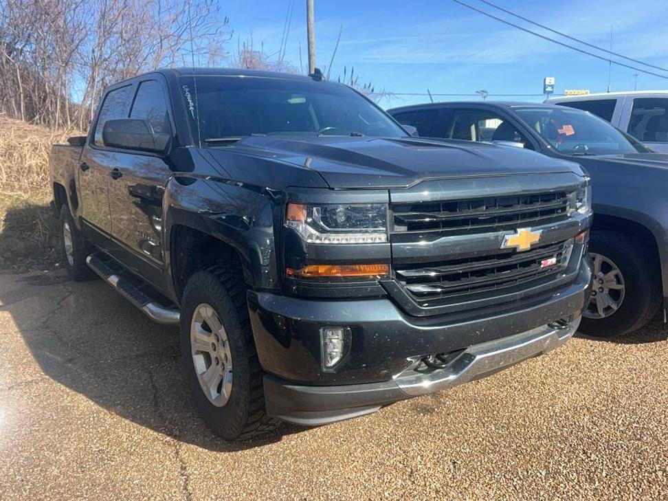 CHEVROLET SILVERADO 2018 3GCUKREC2JG556617 image