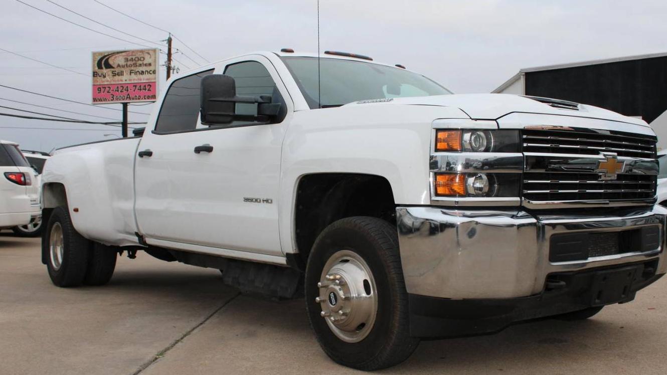 CHEVROLET SILVERADO 2018 1GC4CYCY9JF261733 image