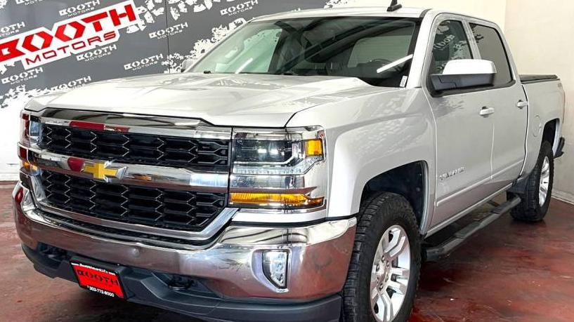 CHEVROLET SILVERADO 2018 3GCUKREC0JG316952 image