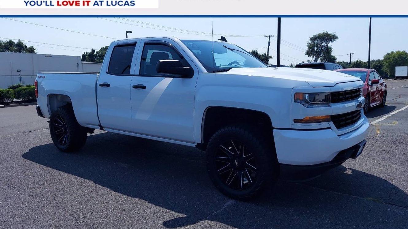 CHEVROLET SILVERADO 2018 1GCVKPEC0JZ362810 image