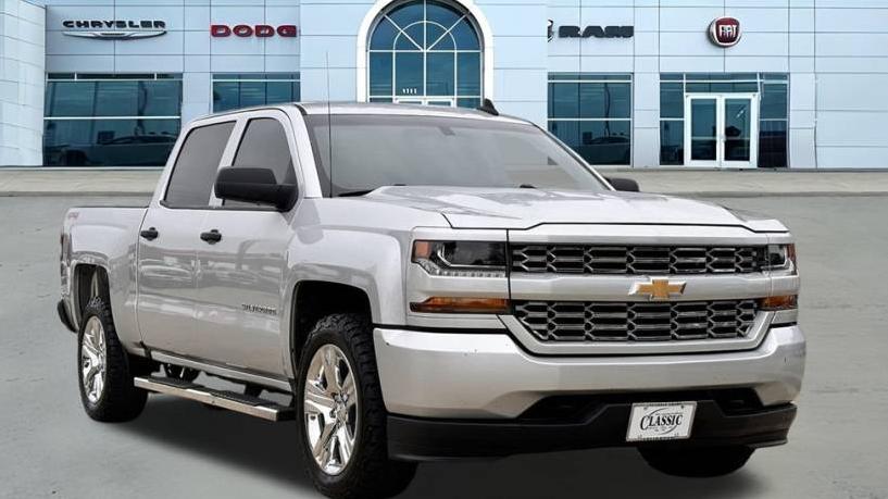 CHEVROLET SILVERADO 2018 3GCUKPEC1JG266518 image