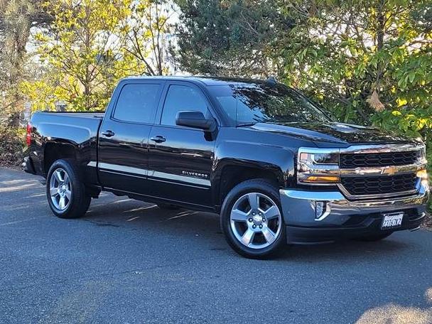 CHEVROLET SILVERADO 2018 3GCPCREC4JG260721 image